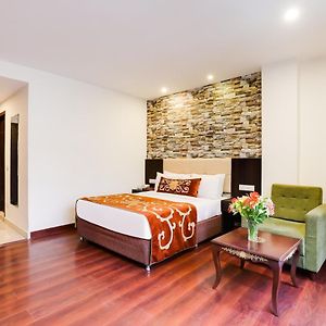 Deluxe Room Book exclusive deals